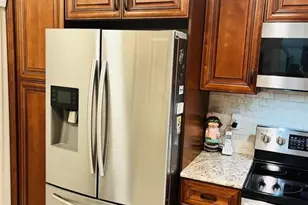 3966 Cocoplum Cir, Pompano Beach, FL 33063 - Photo 8