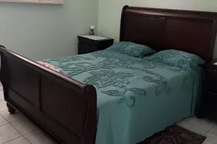 9800 N Hollybrook Lake Dr, Pembroke Pines, FL 33025 - Photo 10