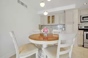 720 Bayshore Dr, Fort Lauderdale, FL 33304 - Photo 4