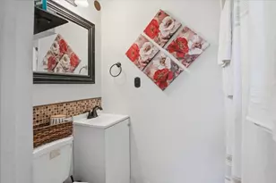 7793 Grande St, Sunrise, FL 33351 - Photo 42