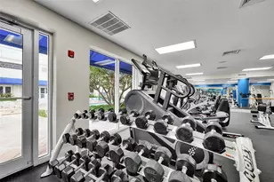 6001 N Ocean Dr, Hollywood, FL 33019 - Photo 46