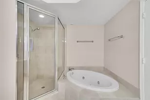 6001 N Ocean Dr, Hollywood, FL 33019 - Photo 30