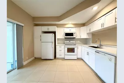 9845 NW 56th Place #9845, Pompano Beach, FL 33076 - Photo 12