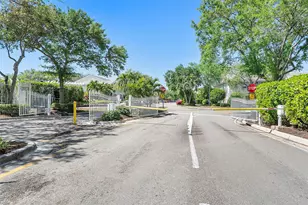 9845 NW 56th Pl, Pompano Beach, FL 33076 - Photo 30