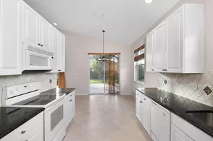 7084 SE Cricket Ct, Stuart, FL 34997 - Photo 12