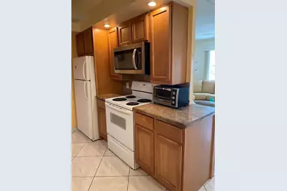 3012 Westbury F #3012, Deerfield Beach, FL 33442 - Photo 4