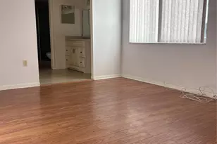 8280 SW 24th St, North Lauderdale, FL 33068 - Photo 10