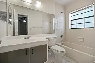 8807 W Sunrise Blvd, Plantation, FL 33322 - Photo 18