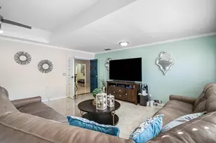 9040 NW 20th St, Pembroke Pines, FL 33024 - Photo 18