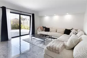 8204 SW 23rd St, North Lauderdale, FL 33068 - Photo 10