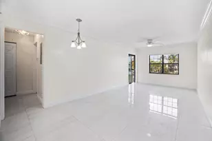 2355 Linton Ridge Cir, Delray Beach, FL 33444 - Photo 10