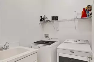 228 SW 6th Ct, Pompano Beach, FL 33060 - Photo 32