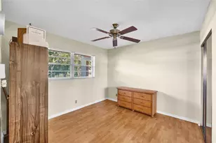 1015 Country Club Dr, Margate, FL 33063 - Photo 12