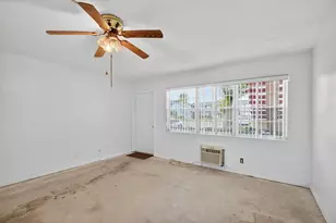 247 Camden K, West Palm Beach, FL 33417 - Photo 4