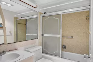 247 Camden K, West Palm Beach, FL 33417 - Photo 12