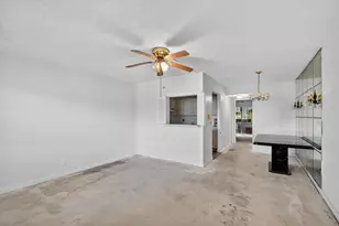 247 Camden K, West Palm Beach, FL 33417 - Photo 2