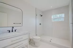 820 NE 23rd Ave, Pompano Beach, FL 33062 - Photo 24