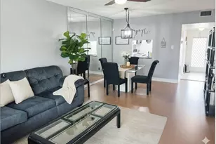 7505 NW 5th Pl, Margate, FL 33063 - Photo 4