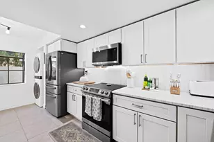 4260 SW 70th Terrace, Davie, FL 33314 - Photo 4