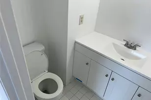 871 NE 207th Terrace, Miami, FL 33179 - Photo 10