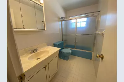 310 SW 11th Court, Fort Lauderdale, FL 33315 - Photo 10