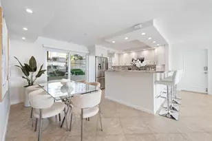 215 N Birch Rd, Fort Lauderdale, FL 33304 - Photo 10