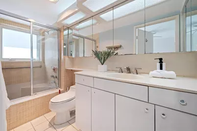 215 N Birch Road #2b, Fort Lauderdale, FL 33304 - Photo 18