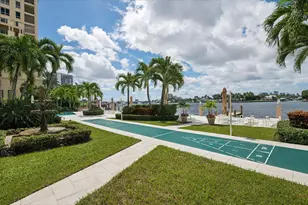 215 N Birch Rd, Fort Lauderdale, FL 33304 - Photo 32