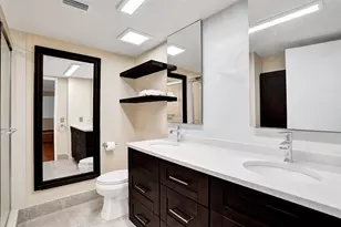 2334 S Cypress Bend Dr, Pompano Beach, FL 33069 - Photo 10