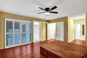 2334 S Cypress Bend Dr, Pompano Beach, FL 33069 - Photo 8