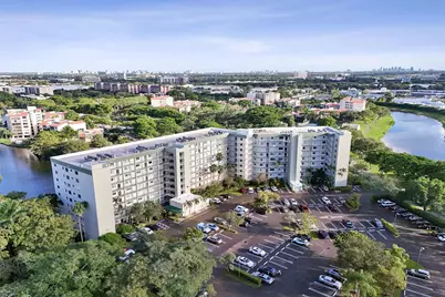 2334 S Cypress Bend Drive #304, Pompano Beach, FL 33069 - Photo 62