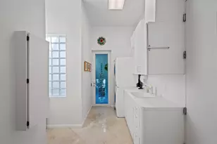 2551 NE 31st Ct, Lighthouse Point, FL 33064 - Photo 18