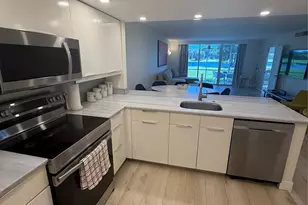 802 Cypress Blvd, Pompano Beach, FL 33069 - Photo 16