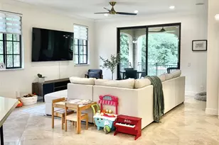 2669 Center Ct Dr, Weston, FL 33332 - Photo 10