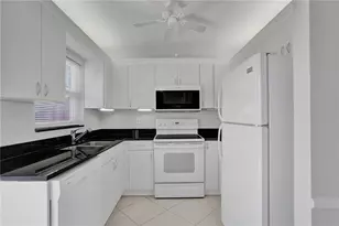 12 NE 20th Ct, Wilton Manors, FL 33305 - Photo 4