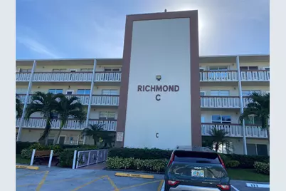 327 Richmond C #327, Deerfield Beach, FL 33442 - Photo 2