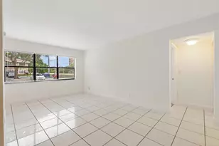 11583 NW 42nd St, Coral Springs, FL 33065 - Photo 2
