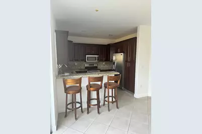 [Address not provided], Miami, FL 33194 - Photo 6