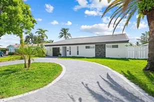 420 SE 13th Ave, Pompano Beach, FL 33060 - Photo 2