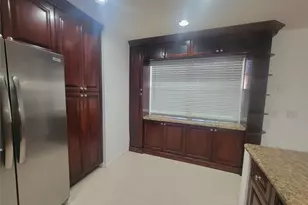 1505 Harbour Side Dr, Weston, FL 33326 - Photo 6