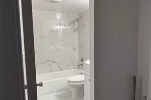 4152 Inverrary Dr, Lauderhill, FL 33319 - Photo 10