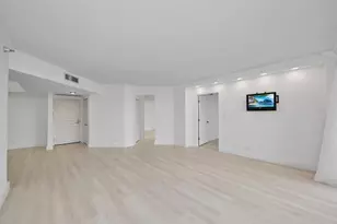 3640 Yacht Club Dr, Aventura, FL 33180 - Photo 4