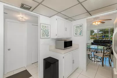 1300 Saint Charles Pl Pembroke Pines #L20, Hollywood, FL 33026 - Photo 14