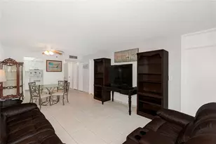 1300 Saint Charles Pl # L20 Pembroke Pines Unit, Pembroke Pines, FL 33026 - Photo 6