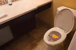 2750 NE 183rd St, Aventura, FL 33160 - Photo 8