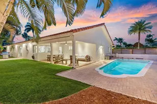 2750 NE 35th Ct, Fort Lauderdale, FL 33308 - Photo 6