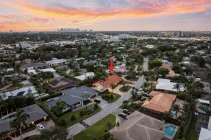 2750 NE 35th Ct, Fort Lauderdale, FL 33308 - Photo 14