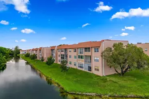 9660 Sunrise Lakes Blvd, Sunrise, FL 33322 - Photo 26