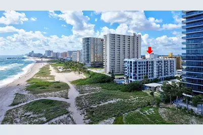 812 N Ocean Boulevard #202, Pompano Beach, FL 33062 - Photo 1