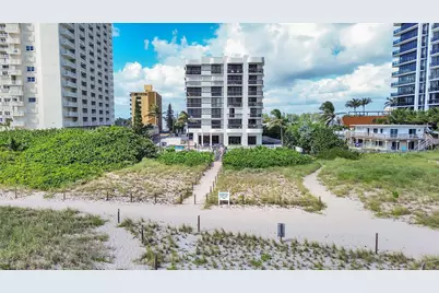 812 N Ocean Boulevard #202, Pompano Beach, FL 33062 - Photo 44